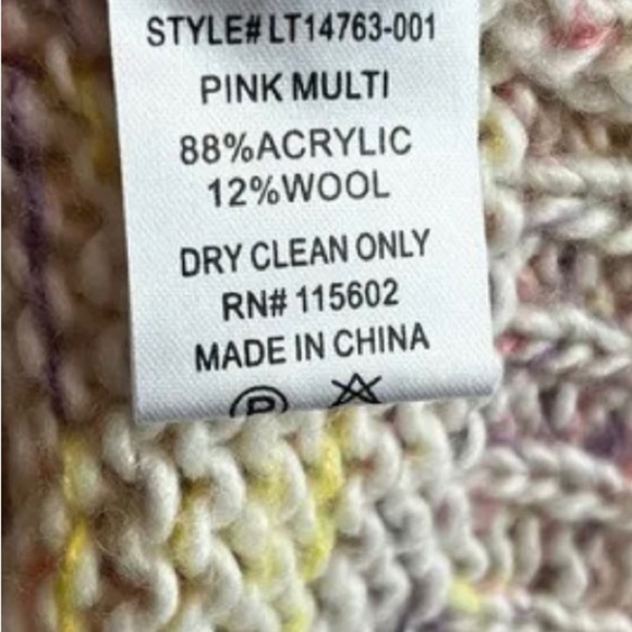 NWT ALL IN FAVOR Small Puff Sleeve Marled
Pastel Knit Sweater - Picture 7 of 11